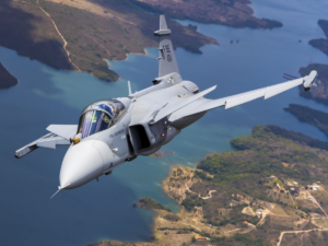 Leia mais sobre o artigo Tudo sobre o Gripen E/F (F-39): A Nova Geração de Caças da FAB