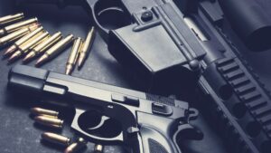 Leia mais sobre o artigo Como Tirar Posse e Porte de Arma no Brasil em 2025: Guia Completo